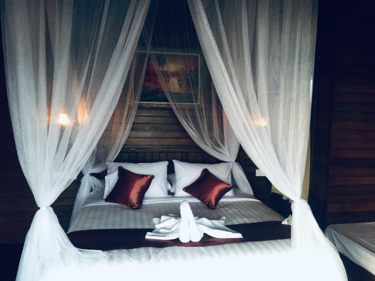 Hotel Sunday Huts Lembongan Esterno foto
