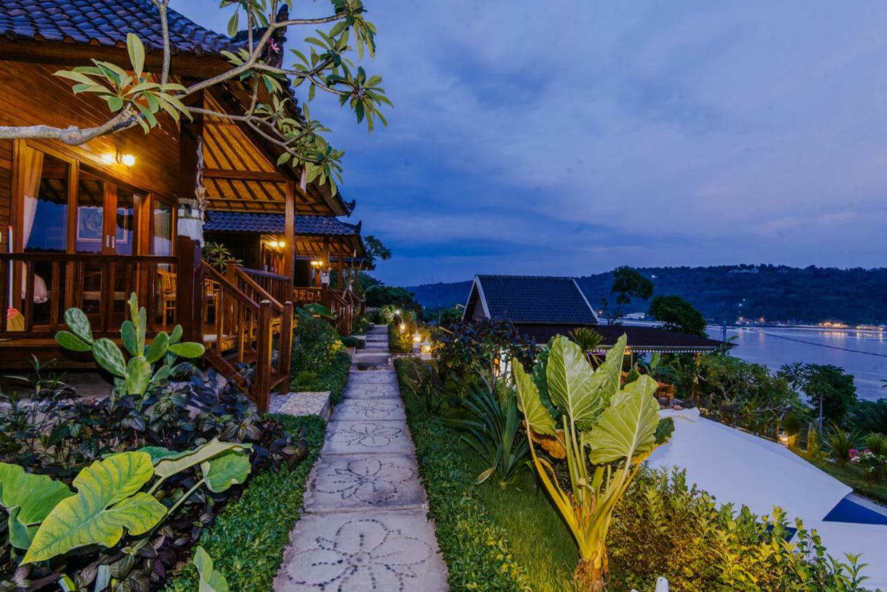 Hotel Sunday Huts Lembongan Esterno foto