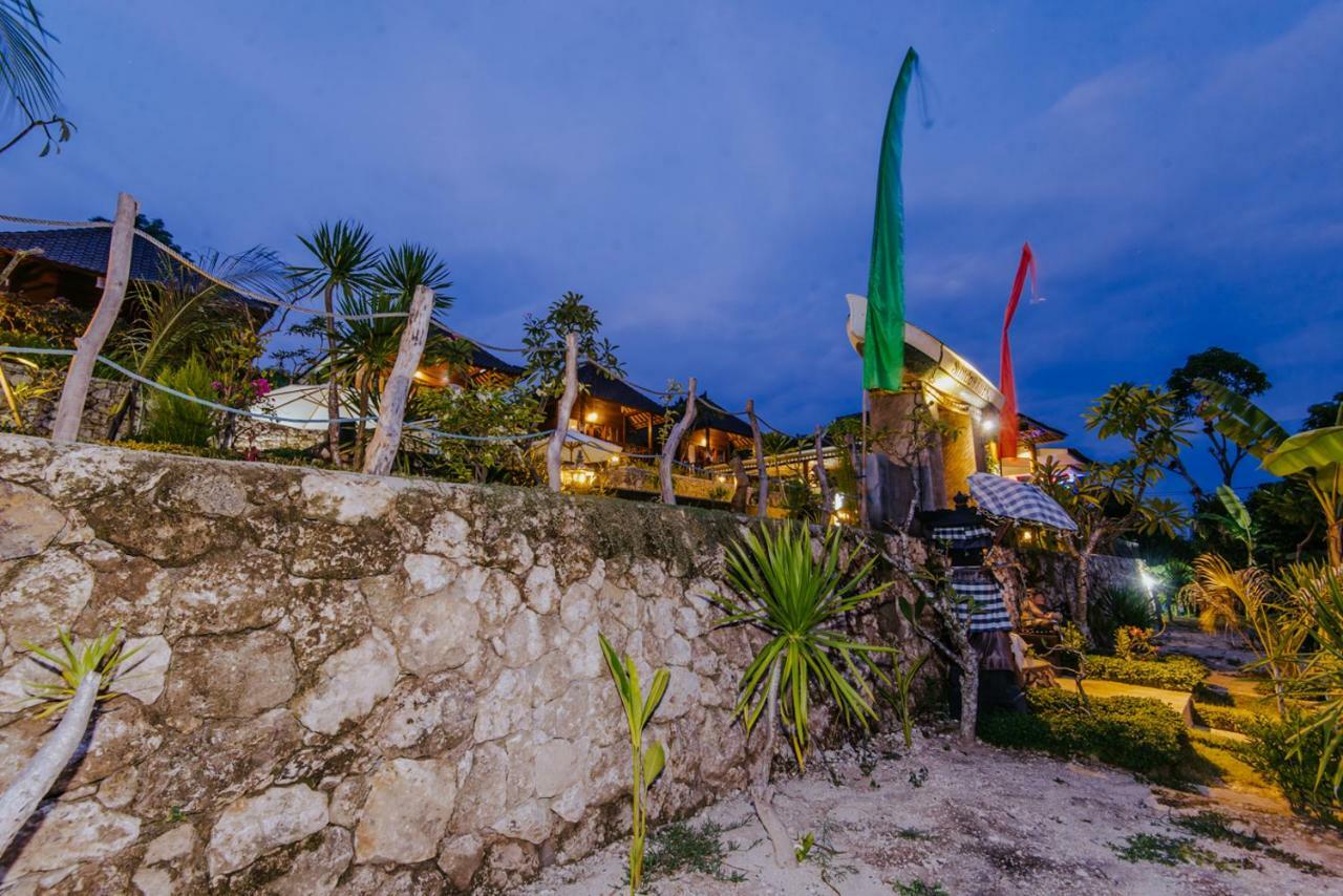Hotel Sunday Huts Lembongan Esterno foto