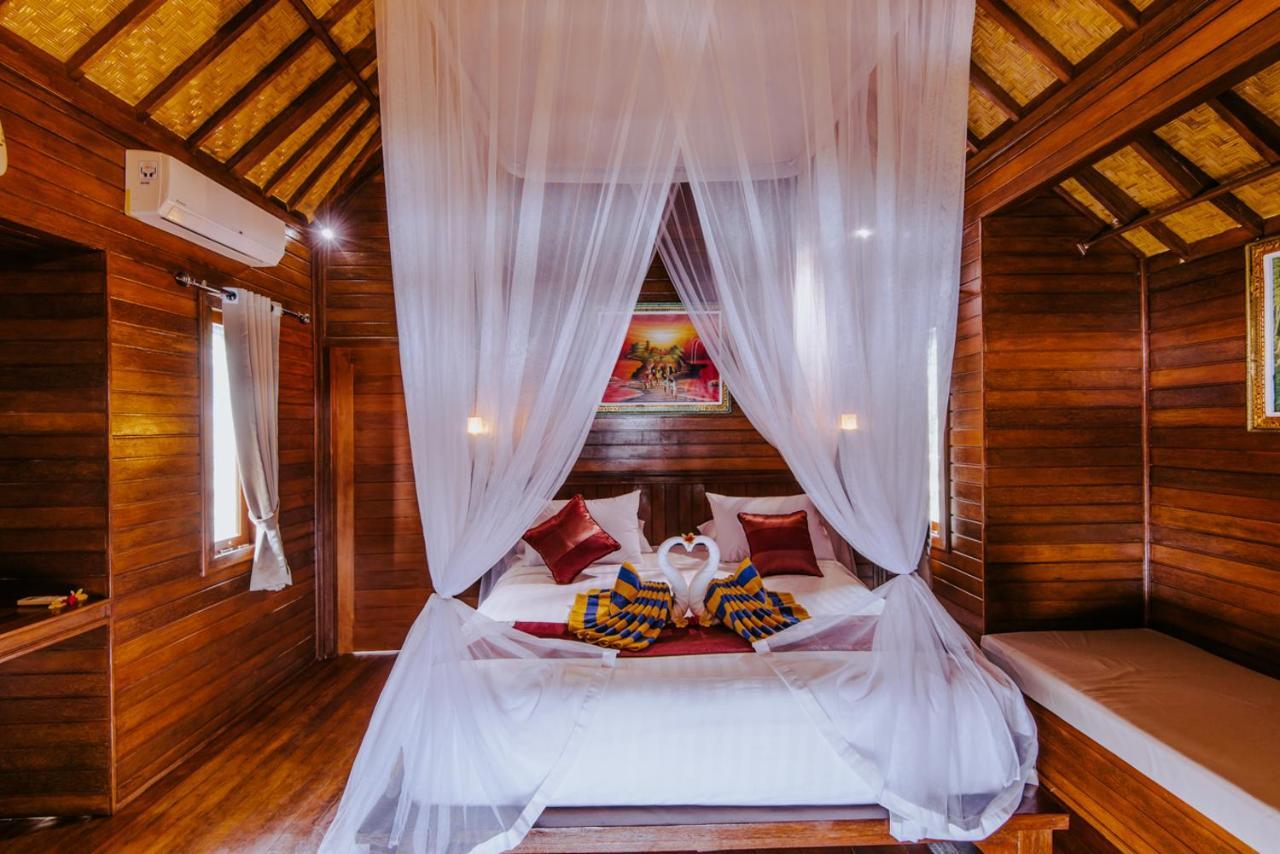Hotel Sunday Huts Lembongan Esterno foto
